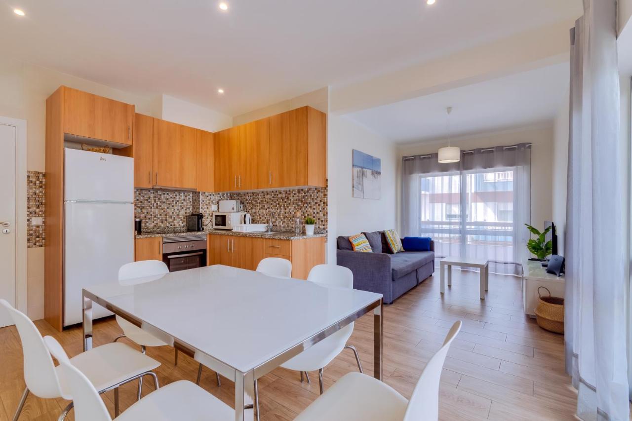 Quarteira 2Br - Near The Beach At Homesbyfc Luaran gambar