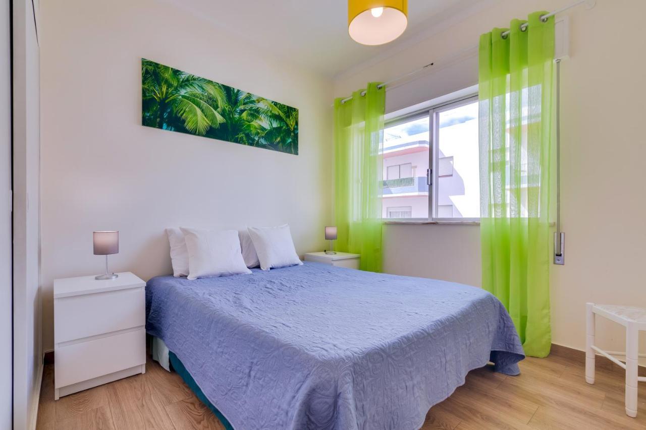 Quarteira 2Br - Near The Beach At Homesbyfc Luaran gambar