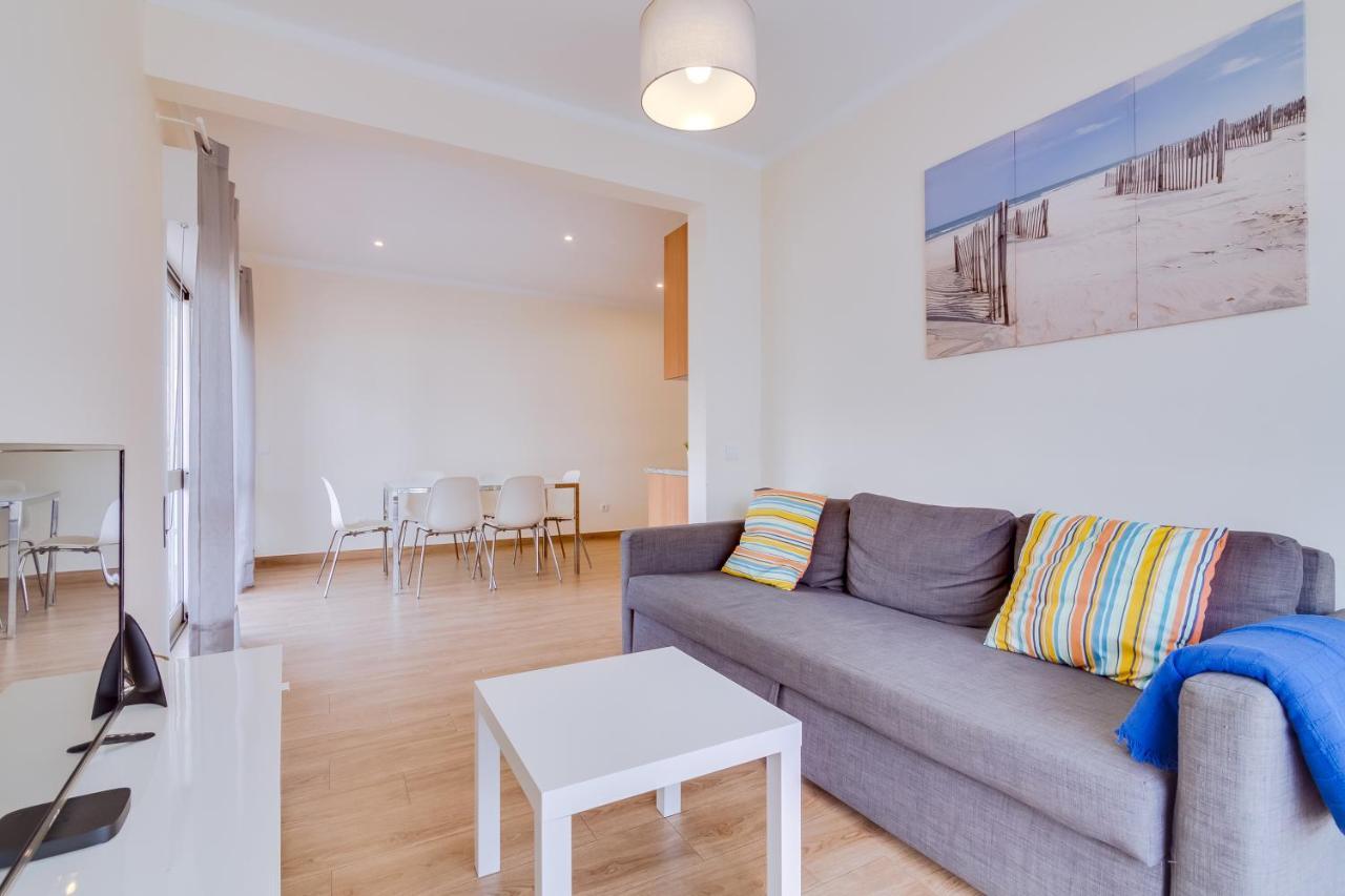 Quarteira 2Br - Near The Beach At Homesbyfc Luaran gambar