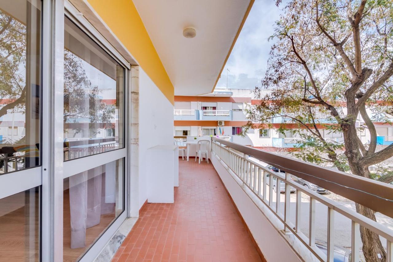 Quarteira 2Br - Near The Beach At Homesbyfc Luaran gambar